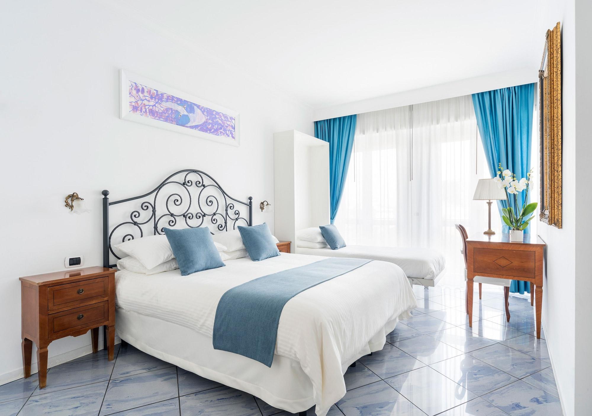 Guest house Fiorentini Residence Napoli 3*